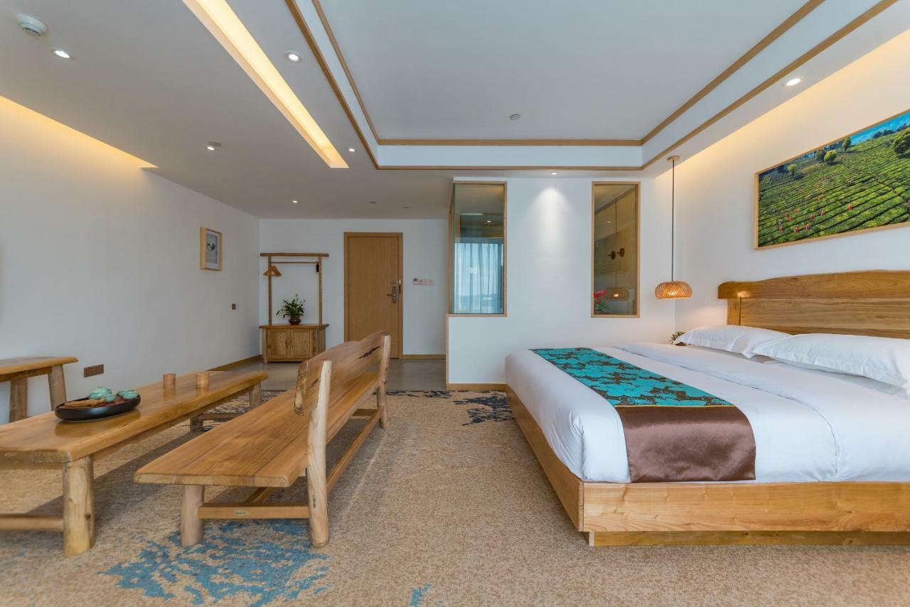 Yunxianju Tea Culture Theme Hotel Kunming Exterior photo