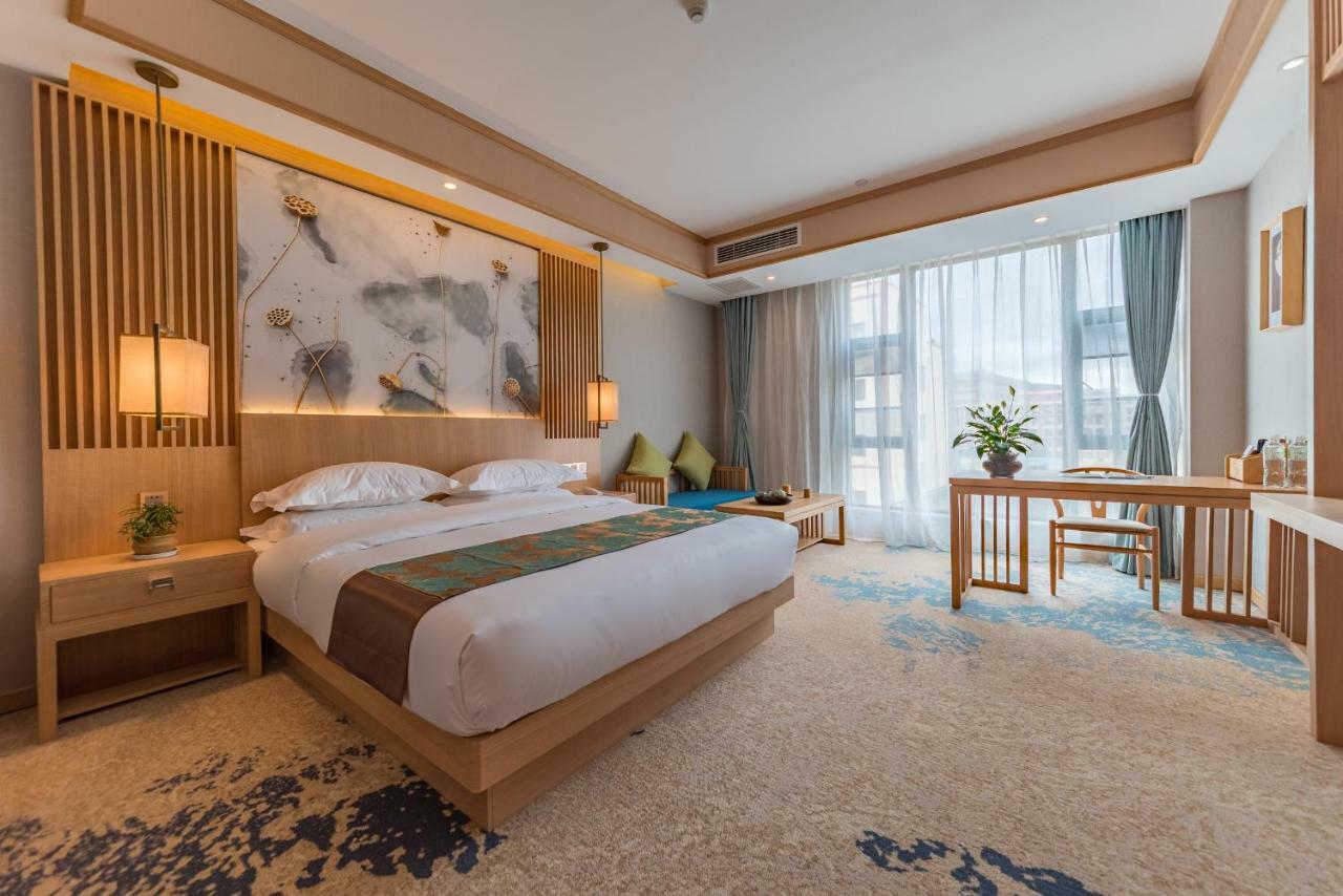 Yunxianju Tea Culture Theme Hotel Kunming Exterior photo